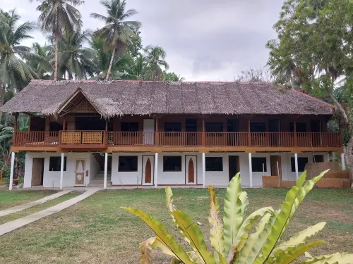 Loboc Nipa Hut Village Exterior Photos