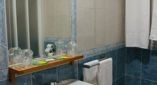 Hotel Valdemoro Rooms Photos