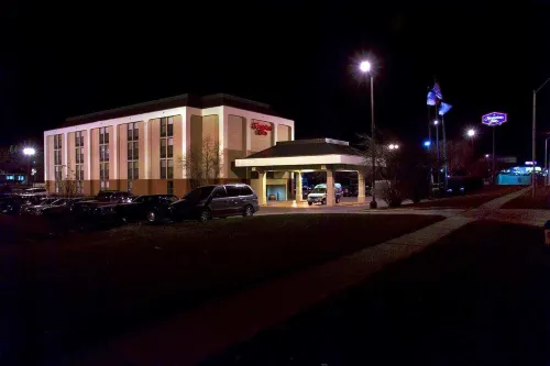 Hampton Inn des Moines-Airport Esterni Photos