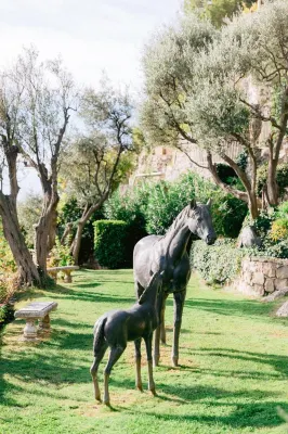 Hôtel Château de La Chèvre d’Or Extérieur Photos