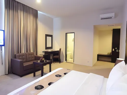 Grand Kanaya Hotel Photos