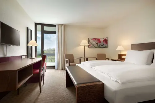 Ramada by Wyndham Nuernberg Parkhotel Rooms Photos