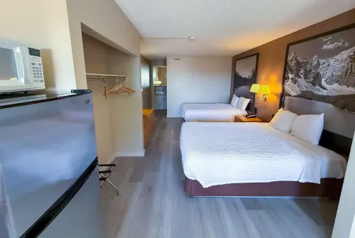 Super 8 by Wyndham Medicine Hat AB Chambres Photos