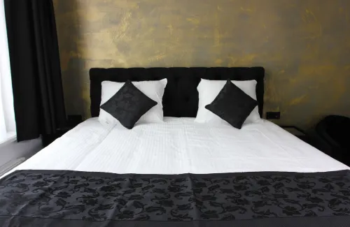 Sara's Boutique Hotel Huoneet Photos