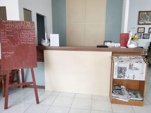 Hotel Netral Jombang Area Publik Photos
