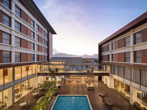 Mercure Padang Relaksasi & Rekreasi Photos