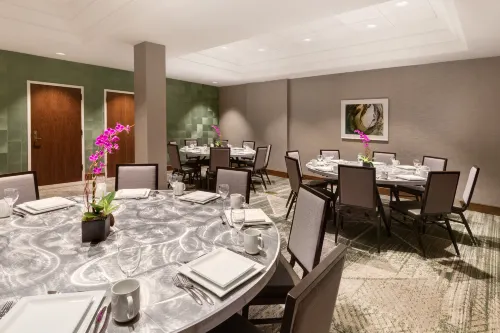 Embassy Suites by Hilton Tysons Corner Dining Photos