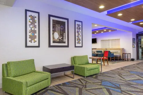 Holiday Inn Express & Suites Bishop Near Hotel Photos