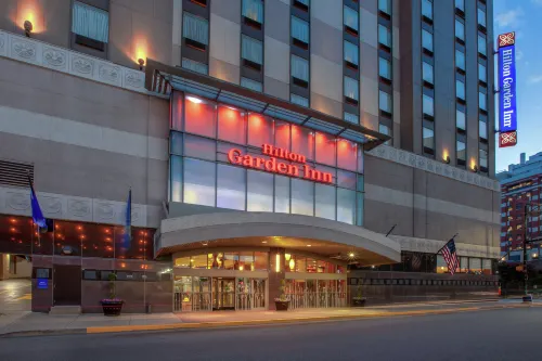 Hilton Garden Inn Pittsburgh University Place Exterior Photos