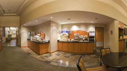 Holiday Inn Express Vancouver Airport-Richmond Dining Photos
