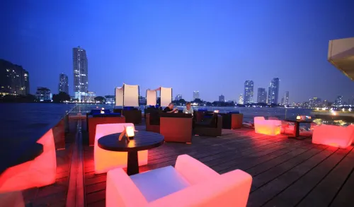 Ramada Plaza by Wyndham Bangkok Menam Riverside Public Areas Photos
