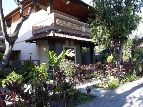 Puri Bali Hotel Zimmer Photos
