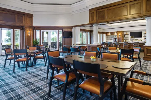 The Ritz-Carlton Orlando, Grande Lakes Restauration Photos