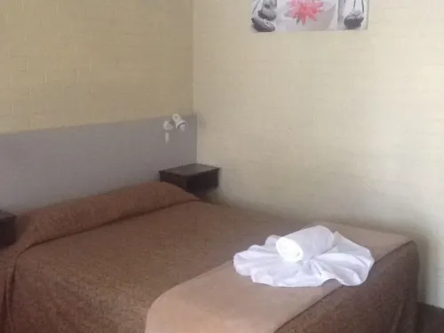 Ocean Parade Motel Photos