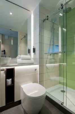 Hub by Premier Inn Edinburgh Haymarket Zimmer Photos
