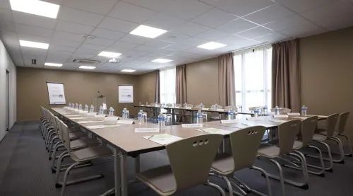 Hôtel Première Classe Bordeaux Mérignac Espaces Affaires Photos