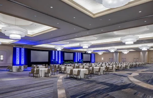 Hyatt Regency St Louis at the Arch Restauration Photos