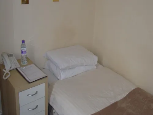 Whites Hotel Photos