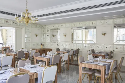 FH55 Grand Hotel Palatino Restauration Photos