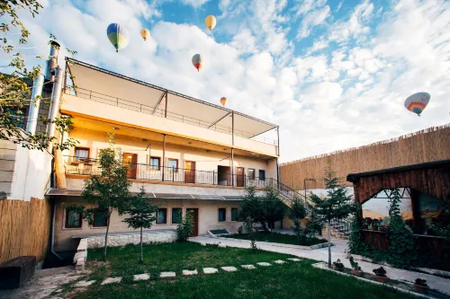 Azalea Terrace Cave Hotel Featured Photos