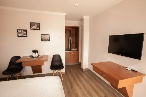 Motel Newstar Laval Rooms Photos
