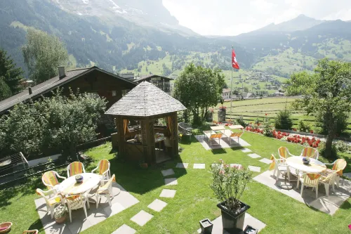 Hotel Caprice - Grindelwald Exterior Photos