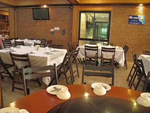 Dusit Hotel Restauration Photos