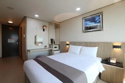 Golden City Hotel Dongdaemun Photos