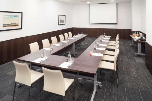 Melia Barajas Business Photos