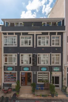 Seatanbul Hotel Exterior Photos