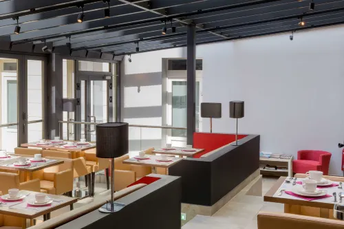 Best Western Seine West Hotel Restauration Photos