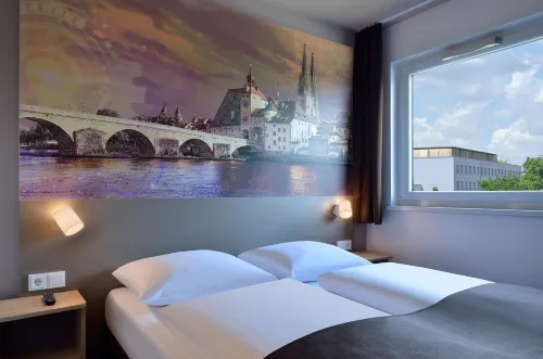 B&B HOTEL Regensburg-City Camere Photos