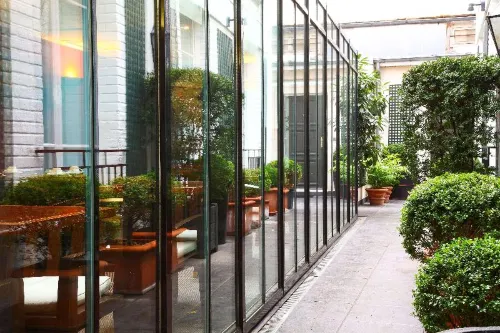 Hotel de La Jatte Рядом с отелем Photos