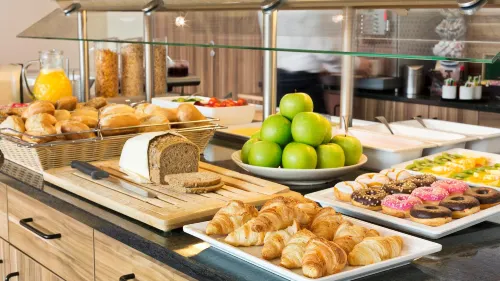 Holiday Inn Express Singen Mahlzeiten Photos