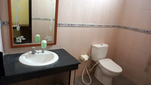 Krisna Beach Hotel II Kamar Photos