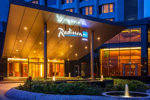 Radisson Blu M'Bamou Palace Hotel, Brazzaville Exterior Photos