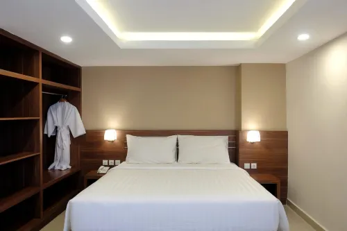 Next Hotel Yogyakarta Kamar Photos