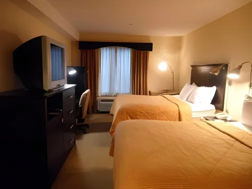 Comfort Inn & Suites LaGuardia Airport Photos