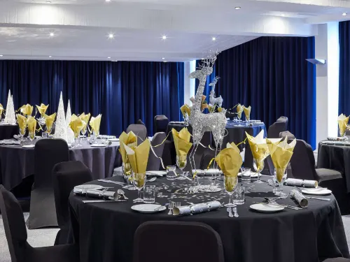 Mercure Nottingham Sherwood Hotel Dining Photos