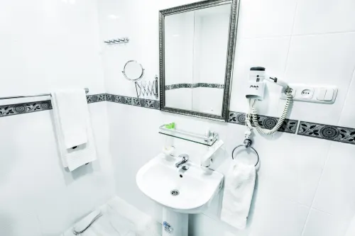Yerevan Deluxe Hotel Photos