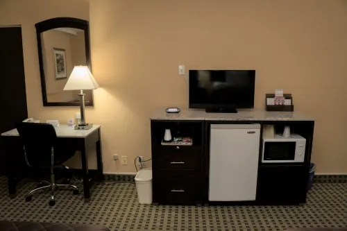 California Inn Barstow Photos