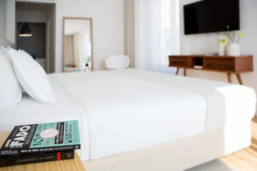 The 8 - Downtown Suites Photos