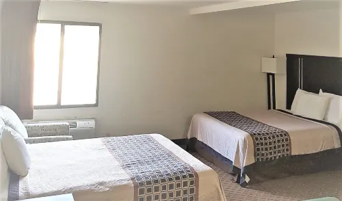 Rodeway Inn & Suites Photos