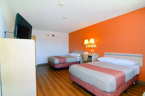 Motel 6 North Palm Springs, CA - North Chambres Photos