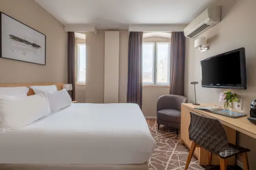 Grand Hotel Francais Bordeaux Nổi bật Photos
