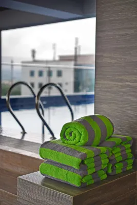 Whiz Prime Hotel Basuki Rahmat Malang Relaksasi & Rekreasi Photos