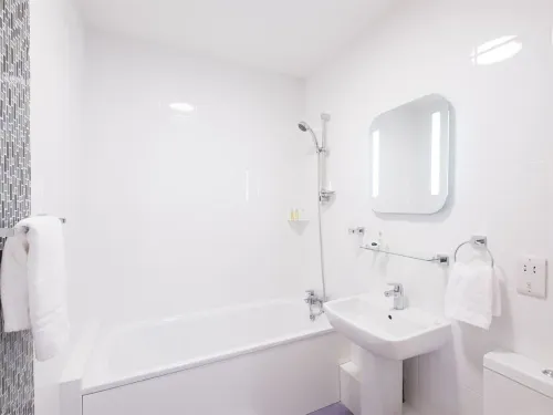 Signature London Rooms Photos