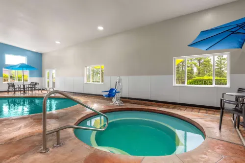 Days Inn by Wyndham Williams Thư giãn & Giải trí Photos