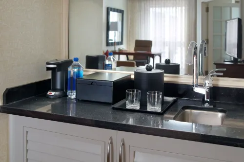 Atlanta Marriott Suites Midtown Номера Photos