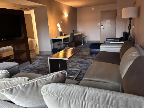 Skyline Hotel Detroit Airport, SureStay Collection by BW Photos